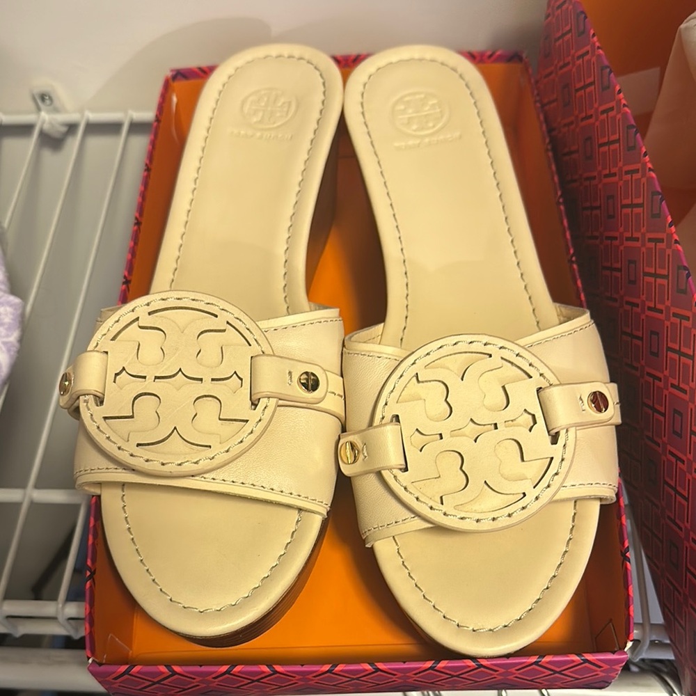 Tory Burch Sandals size 11 Never Worn